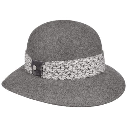 Chapeau Pour Femme by Lierys