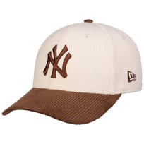 9Forty Twotone Yankees Corduroy Pet by New Era - 34,95 &euro;